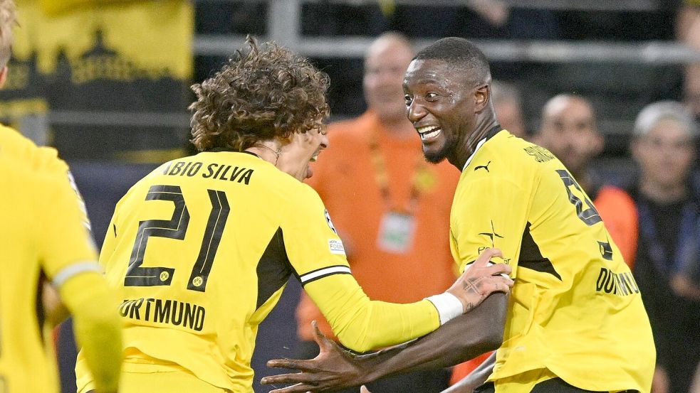 Fábio Silva (l) und Serhou Guirassy sind derzeit in starker Verfassung. Foto: Bernd Thissen/dpa