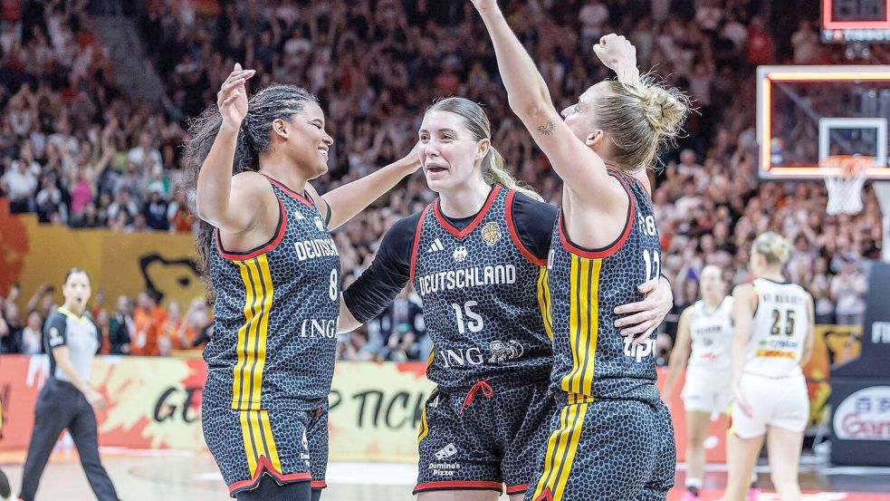 Sieg über den Europameister: Deutschland bejubelt das Halbfinale. Foto: Andreas Gora
