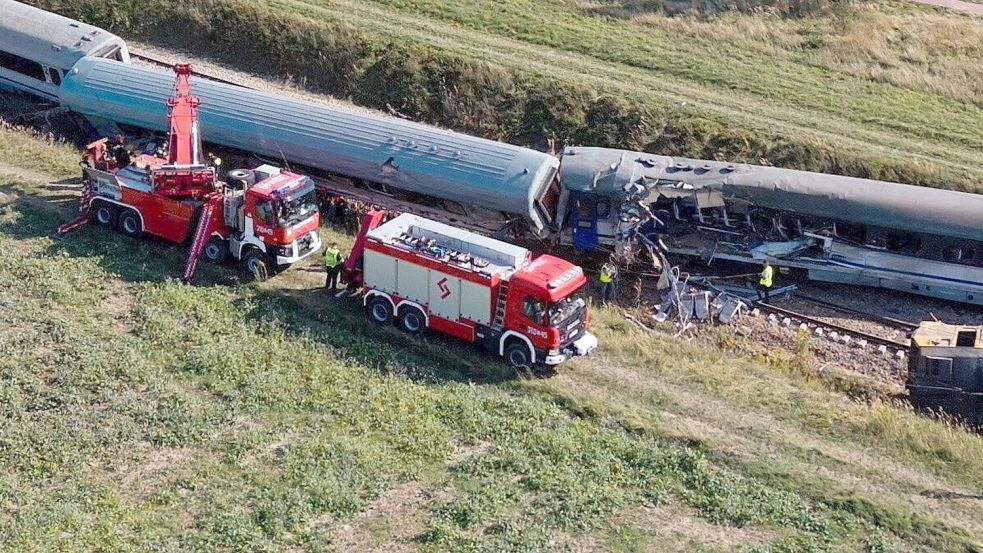 Nach einem schweren Zugunglück in Polen sind die Lokführer für mehr Sicherheit auf der Schiene in den Bummelstreik getreten. Foto: Leszek Szymanski