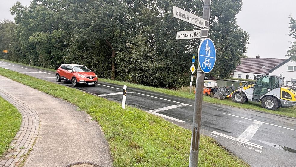 Die Nordstraße in Holterfehn wird ab der Holterfehner Straße bis zur Einmündung Kastanienweg ab Montag gesperrt. Foto: Henrik Zein