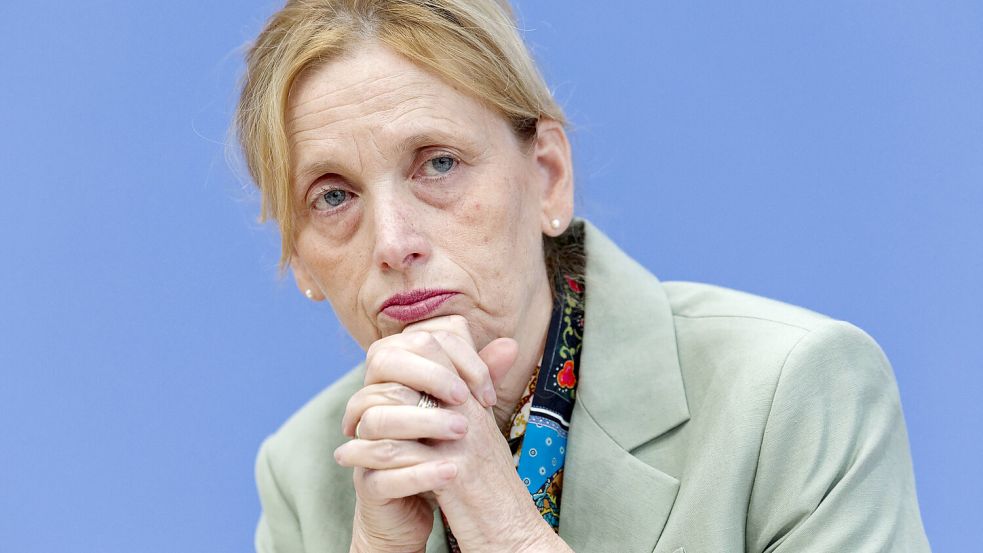 PISA-Studie: Bundesbildungsministerin Prien sagte, dass Eltern in Deutschland Bildung nicht so wichtig finden wie in anderen OECD-Staaten. Foto: imago/Jürgen Heinrich