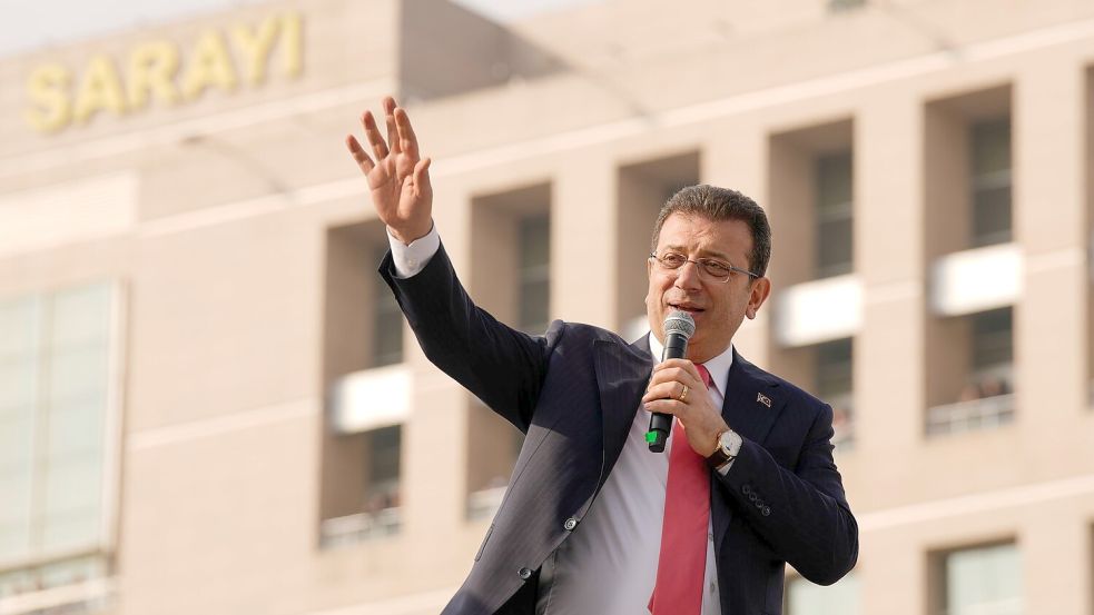 Ekrem Imamoglu ist der profilierteste Gegner von Langzeit-Präsident Erdogan. (Archivbild) Foto: Emrah Gurel/AP/dpa