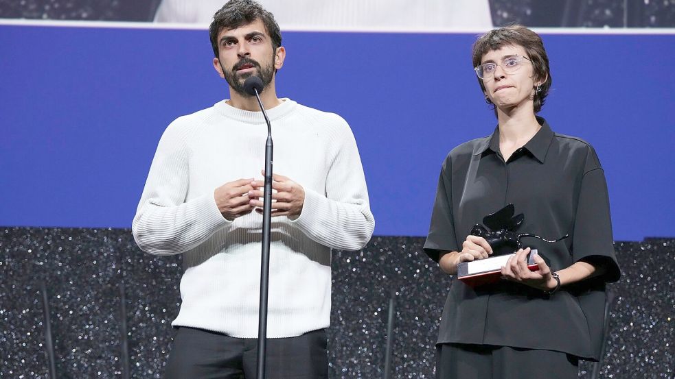 Yuval Abraham (l) und Rachel Szor bei den Filmfestspielen in Venedig. Foto: Scott A Garfitt