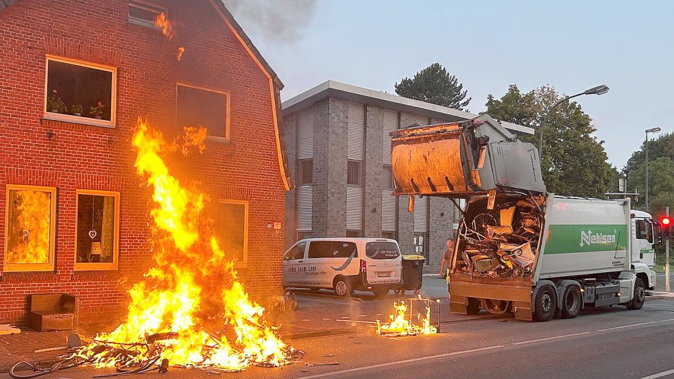 Nach dem Brand in einem Müllfahrzeug warnt der Landkreis. Foto: Landkreis Leer