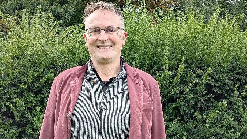 Klaus Finsterhölzl ist der neue Schulleiter des Mariengymnasiums in Papenburg. Foto: Lina Assenheimer