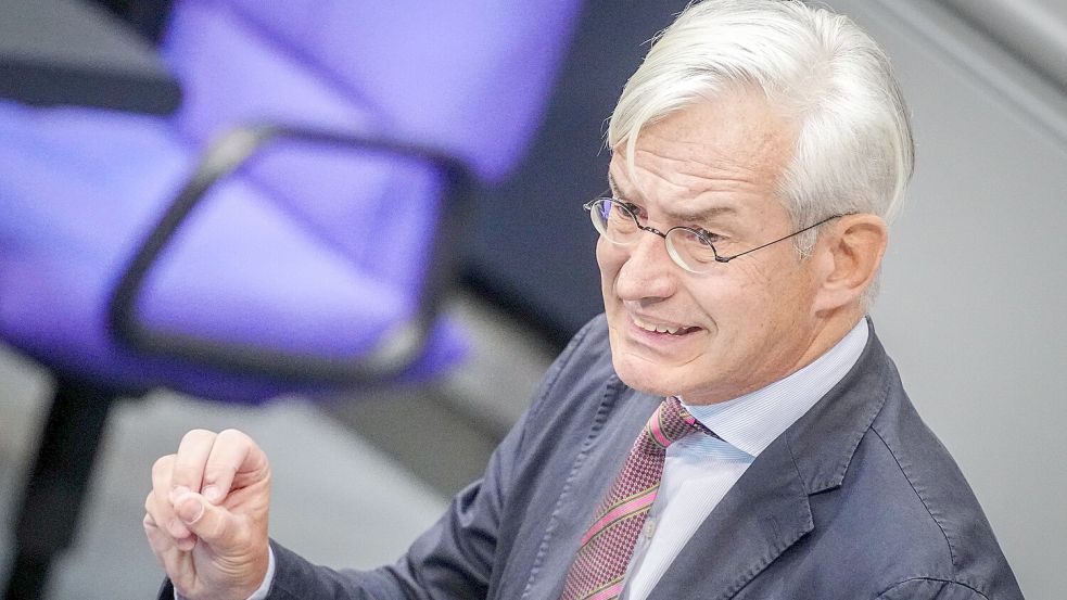 Lehnt einen Kanzlertausch ab: der Osnabrücker CDU-Abgeordnete Mathias Middelberg. Seit diesem Monat ist er als Bundesschatzmeister Mitglied im CDU-Präsidium, dem engsten Führungszirkel der Bundespartei. Foto: dpa/Kay Nietfeld