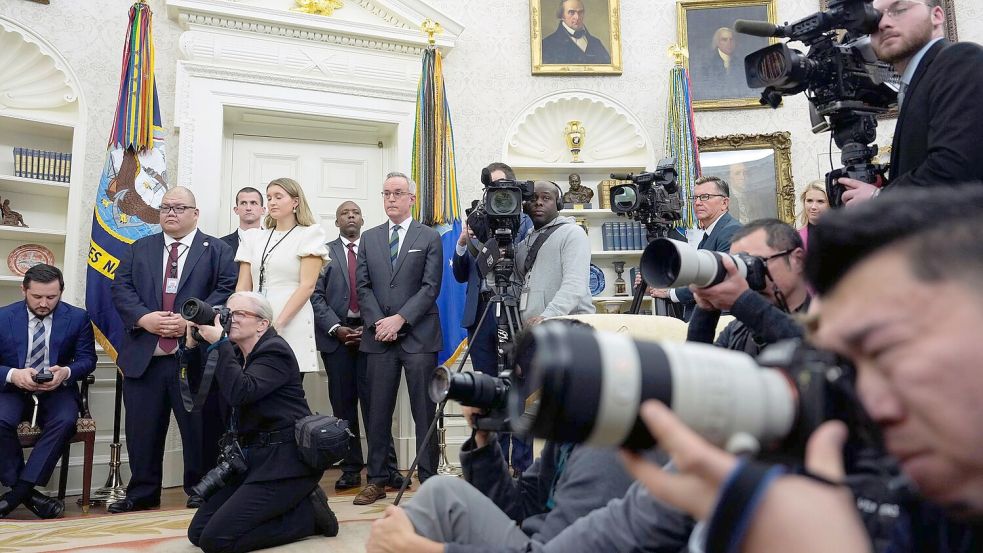 Trump verbietet CNN den Zugang zum Weißen Haus – es ist nicht das erste Verbot dieser Art. (Archivbild) Foto: Ben Curtis/AP/dpa