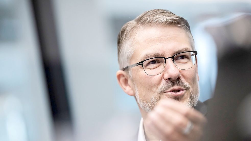 Vattenfall-Deutschlandchef Robert Zurawski sieht das Wort „Energiewende“ kritisch. Foto: Christoph Soeder/dpa