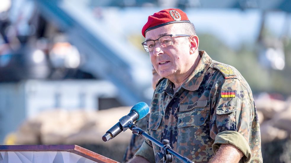Generalinspekteur Carsten Breuer wurde zum Vorsitzenden des Nato-Militärausschusses gewählt. (Archivbild) Foto: Jens Büttner/dpa