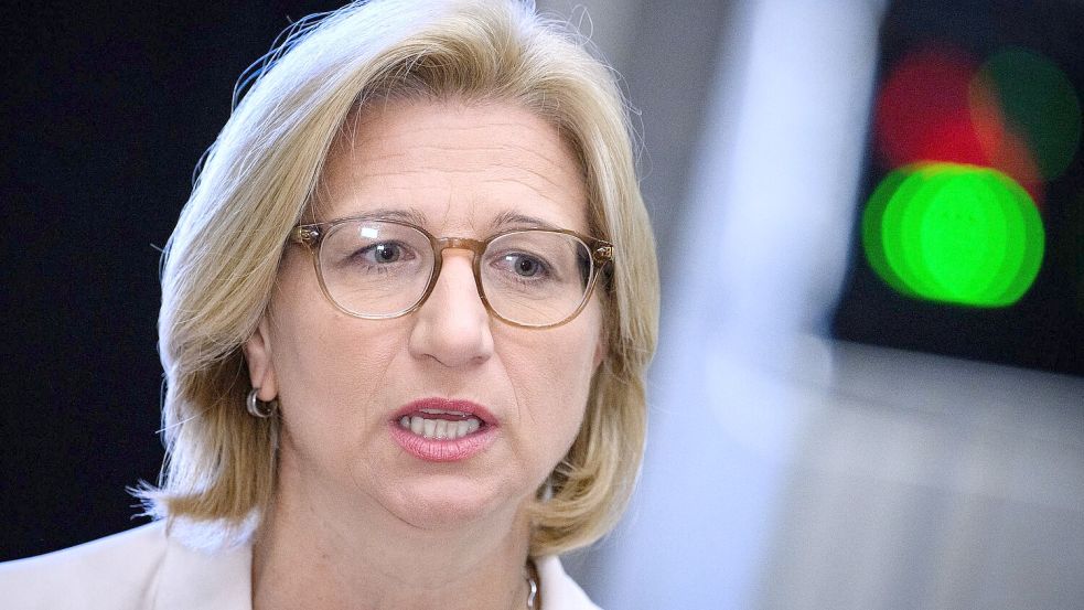 „Manuela Schwesigs Aufholjagd ist genauso wie das hohe AfD-Ergebnis ein Signal, das Berlin jetzt verstehen muss“, sagt Rehlinger. (Archivbild)  Foto: Bernd von Jutrczenka/dpa