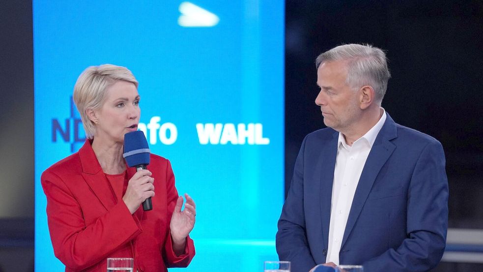 Beide wollen in Schwerin regieren: SPD-Ministerpräsidentin Schwesig und AfD-Kandidat Holm. Foto: Marcus Brandt/dpa Pool/dpa