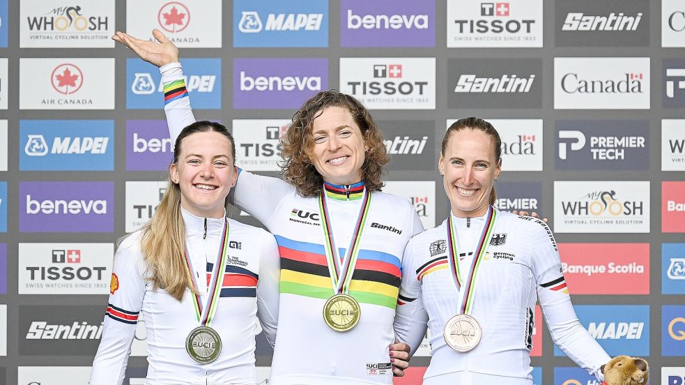Franziska Koch (r) freut sich über Bronze. Foto: Graham Hughes/The Canadian Press/AP/dpa