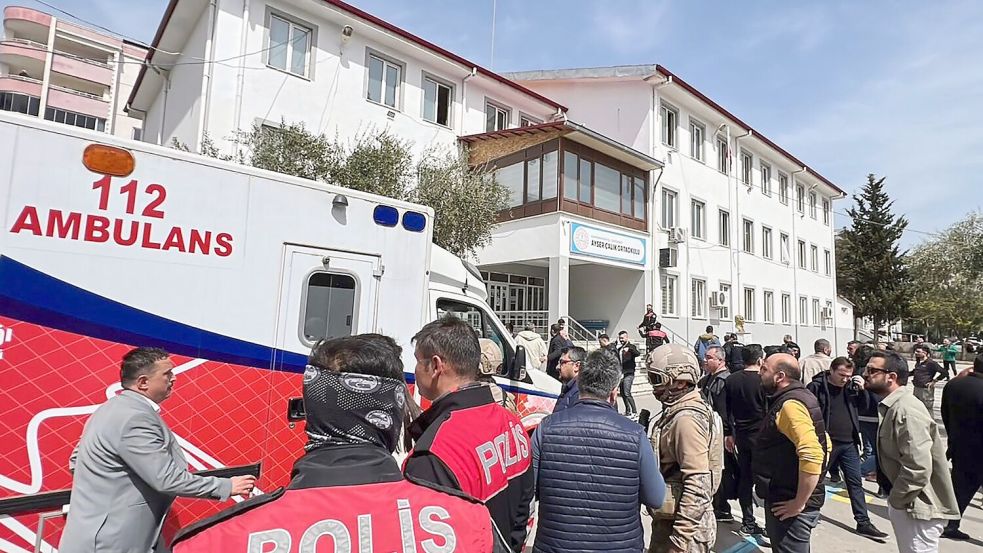 Im April schoss ein Jugendlicher an seiner Schule um sich (Archivbild) Foto: IHA/IHA via AP/dpa