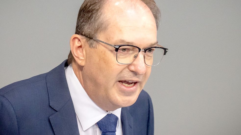 Innenminister Alexander Dobrindt war zu Gast bei „Maybrit Illner“. (Archivbild) Foto: Michael Kappeler/dpa