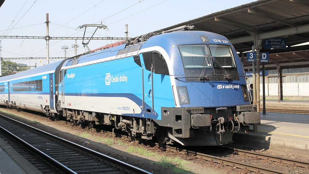 Mit dem tschechischen „Railjet“ kann man von Kiel bis nach Budapest fahren. Foto: IMAGO/Dreamstime