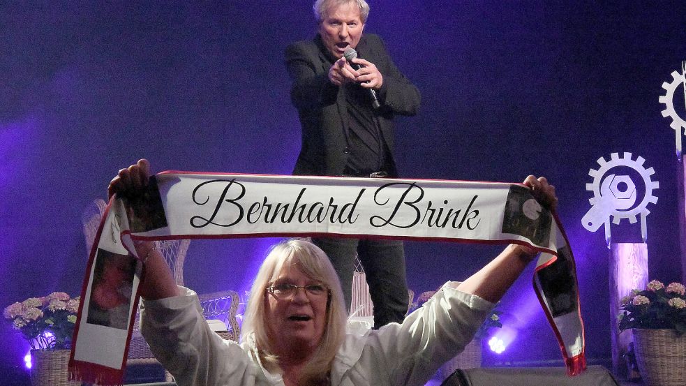 2025 stand Bernhard Brink beim Schlagerfrühling in Firrel auf der Bühne. Nun kommt er nach Leer. Foto: Melchert Stromann/Archiv