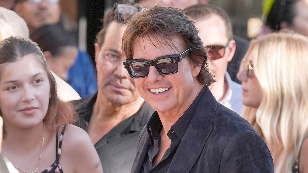 Tom Cruise zeigt sich in „Digger“ von einer ganz anderen Seite. (Archivbild) Foto: Chris Pizzello/Invision/AP/dpa