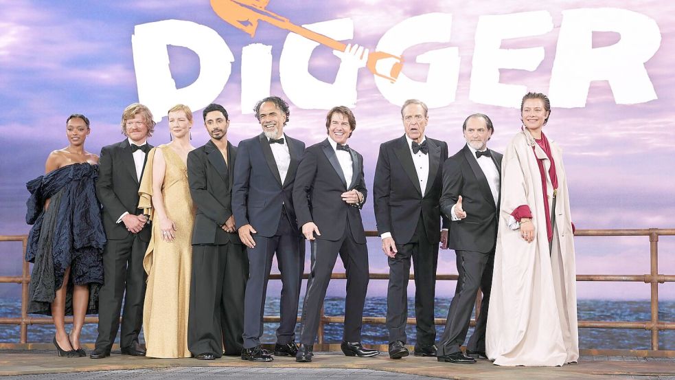 Der Cast von „Digger“ bei der Weltpremiere in London. (Archivbild) Foto: Scott Garfitt/Invision/dpa