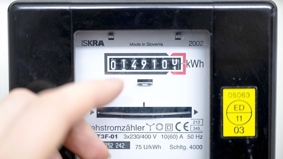 Unternehmen und Behörden zahlen für Strom und Gas im Schnitt niedrigere Preise als Privathaushalte. (Symbolbild) Foto: Sina Schuldt/dpa