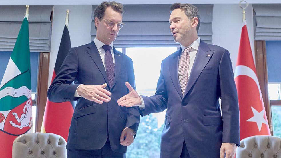 Der letzte Tag der Türkei-Reise von NRW-Ministerpräsident Wüst steht im Zeichen der Wirtschaftsbeziehungen. Foto: Rolf Vennenbernd/dpa