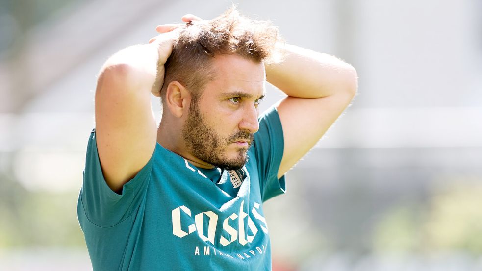 Wohin geht der Weg von GW Firrel? Trainer Claudio Casto ist ambitioniert. Fotos: Jens Doden, Emden