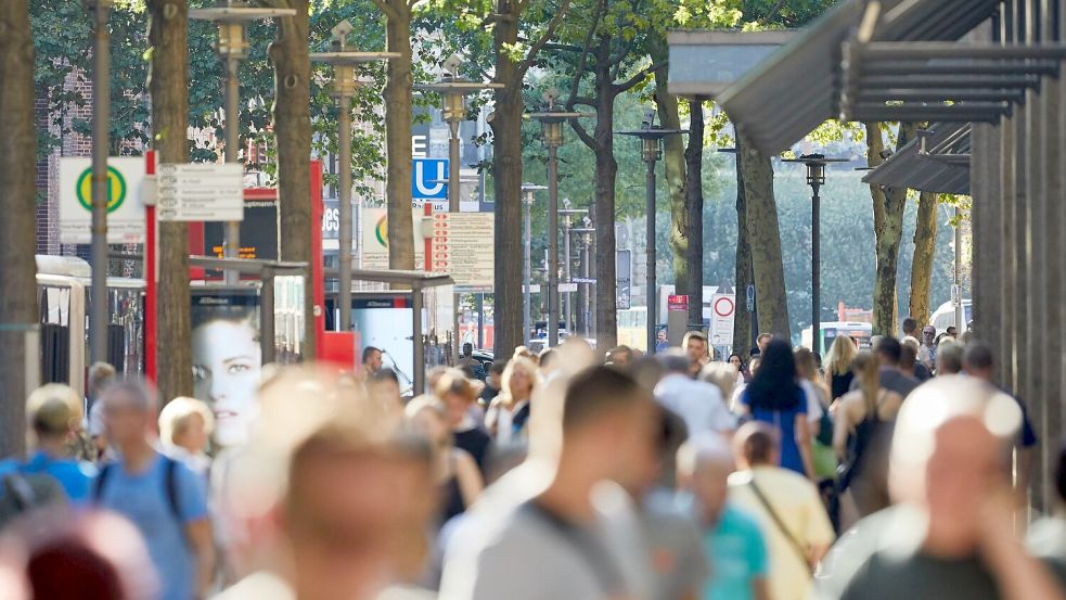 In Hamburg lebte Ende 2025 im Schnitt die jüngste Bevölkerung. (Symbolbild) Foto: Georg Wendt/dpa