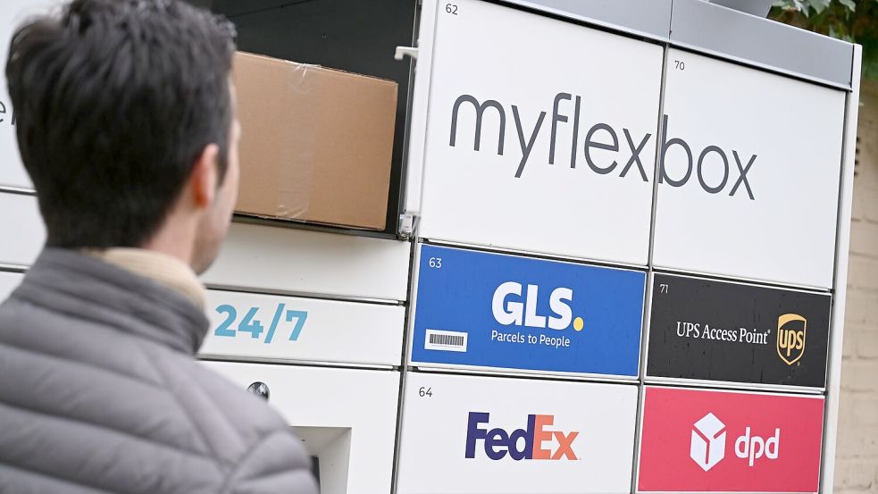 Bei Myflexbox lagern GLS, UPS, Fedex, DPD und Amazon Pakete ein.  Foto: Wolf von Dewitz/dpa