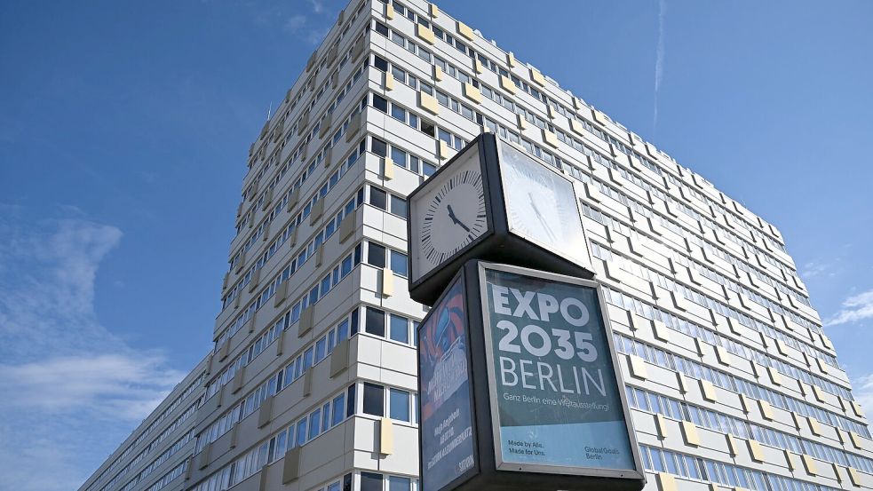 Die Gespräche zwischen Linke, SPD und Grünen fanden im Haus der Statistik nahe dem Alexanderplatz statt.  Foto: Soeren Stache/dpa