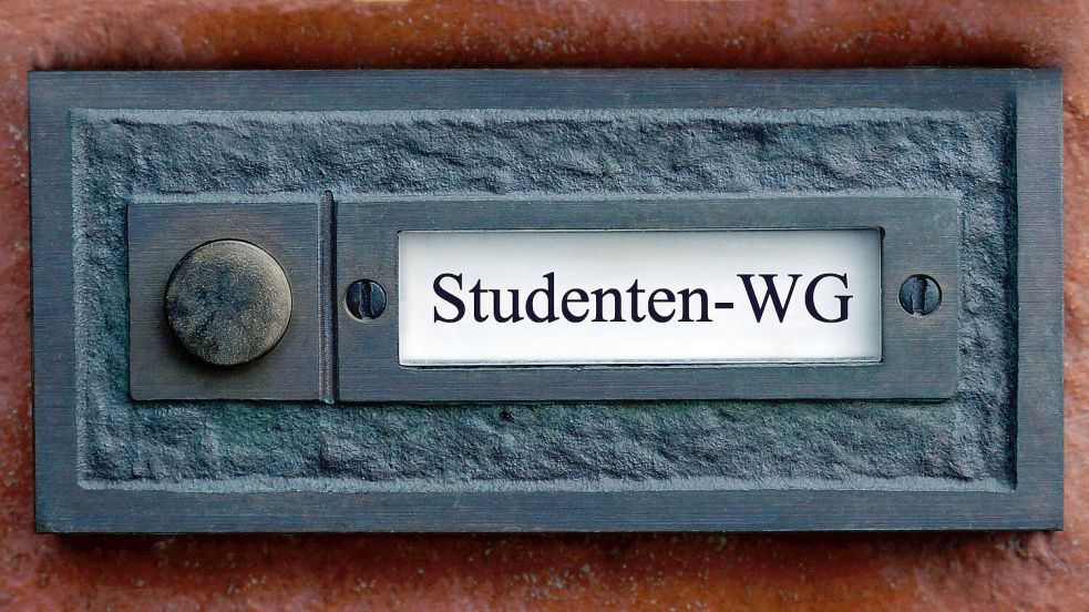 WG-Zimmer gesucht? Osnabrück gehört in Niedersachsen zu den günstigeren Städten für Studierende. Foto: IMAGO/Sascha Steinach