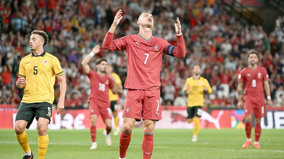 Gegen Wales durfte Ronaldo noch spielen. (Archivbild) Foto: Zed Jameson/PA Wire/dpa