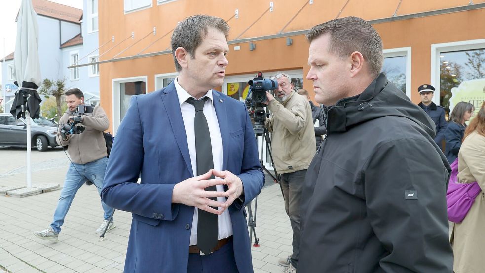 Der Landkreis ist erschüttert. Foto: Daniel Löb/dpa