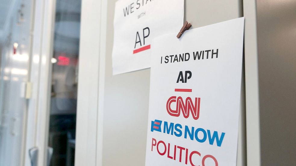 Trump schloss den Sender CNN im September von einer seiner Reisen aus. Foto: Jose Luis Magana/FR159526 AP/dpa