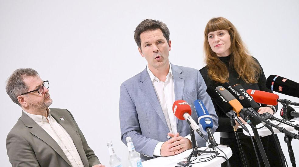 Die Spitzen von Linke, Grünen und SPD sprechen schon länger über eine Regierungsbildung, der Prozess ist äußest mühsam. (Archivbild)  Foto: Annette Riedl/dpa