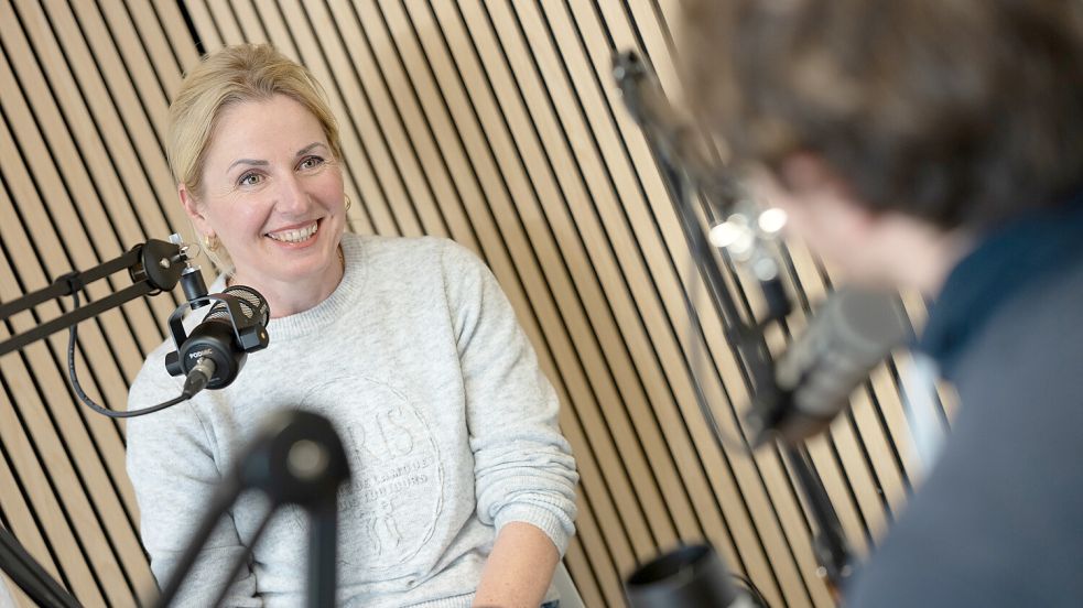 In fünfter Generation betreibt Kati Hortmeyer den familiären Schaustellerbetrieb. Darüber hat sie mit Redakteur Jonas Bothe im Podcast gesprochen. Foto: Klaus Ortgies
