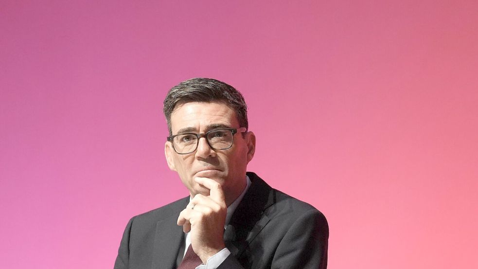 Der britische Premierminister Andy Burnham steuert auf einen deutlich pro-europäischeren Kurs zu. (Archivbild) Foto: Stefan Rousseau/PA Wire/dpa