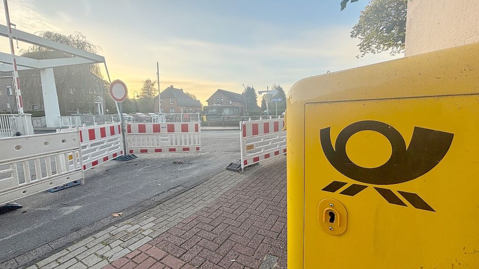 Wie reagiert die Post auf die ganzen Baustellen in Rhauderfehn? Foto: Dirk Hellmers