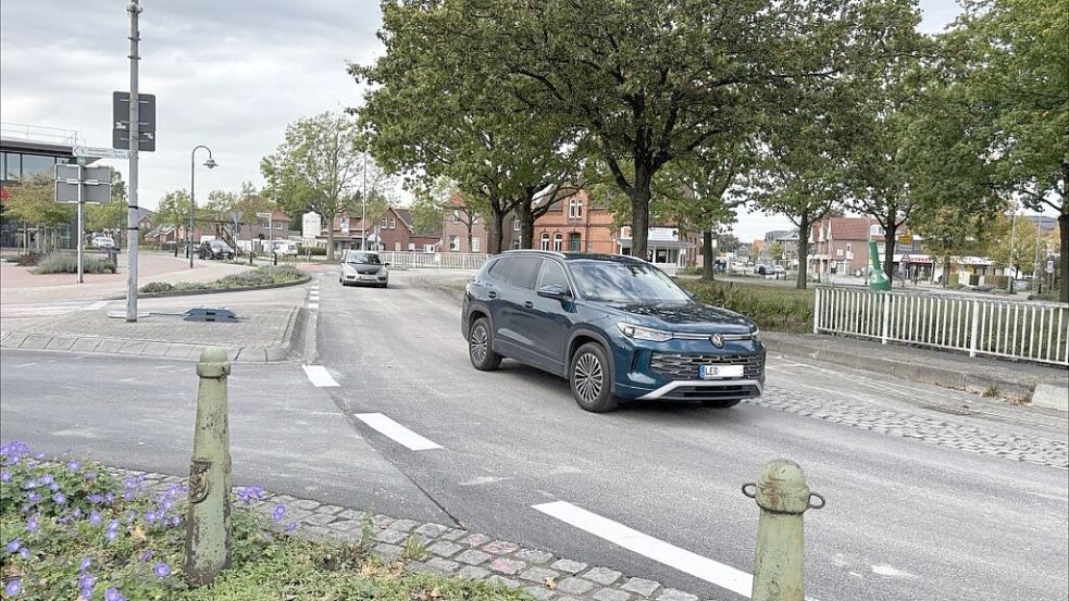 Der Kreisel ist wieder freigegeben worden. Foto: Dirk Hellmers