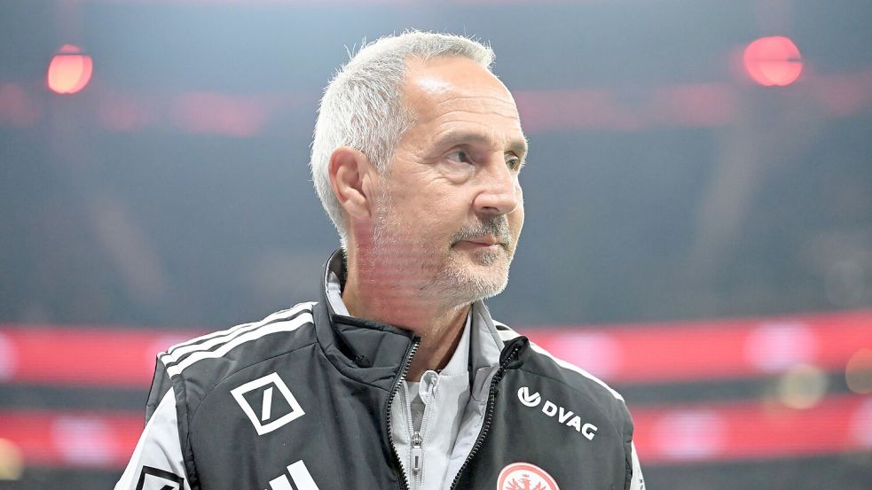 Adi Hütter vor dem Heimspiel gegen Köln. Foto: Jennifer Brückner/dpa
