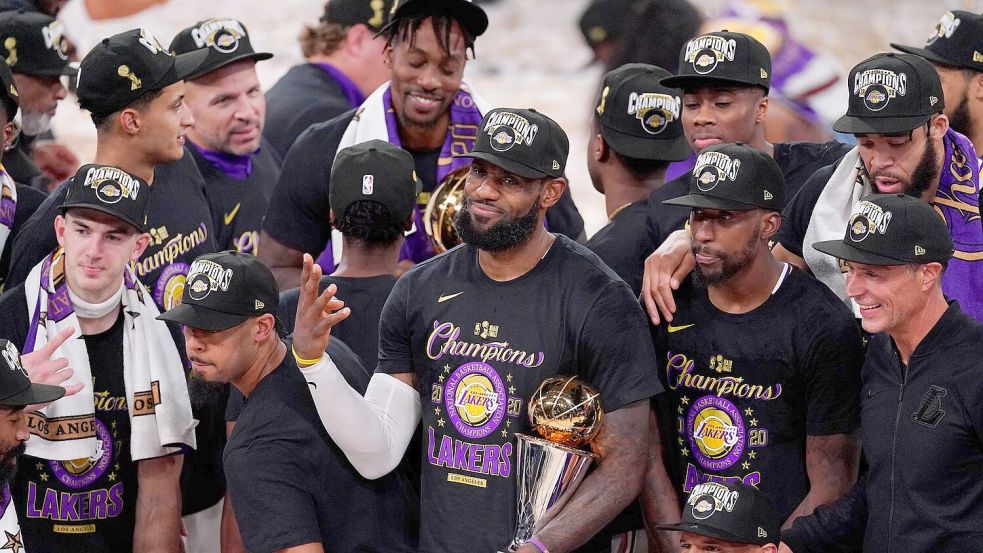 James feierte die Meisterschaft mit den Lakers. (Archivbild) Foto: Mark J. Terrill/AP/dpa
