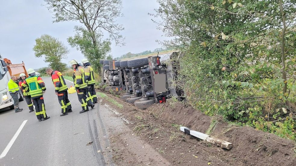 Die L2 musste voll gesperrt werden. Foto: Heinz Wagenaar
