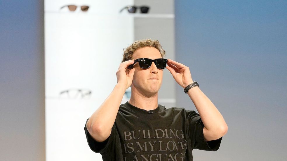 Drohte mit dem Wegzug aus Kallifornien: Meta-Chef Mark Zuckerberg. (Archivbild) Foto: Jeff Chiu/AP/dpa