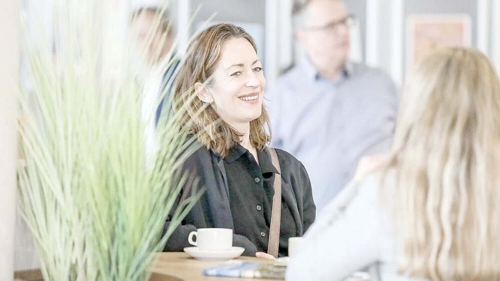 Das Format „Moin Business“ möchte Unternehmen aus der Region verbinden und Raum für Austausch geben. Foto: Claus Hock