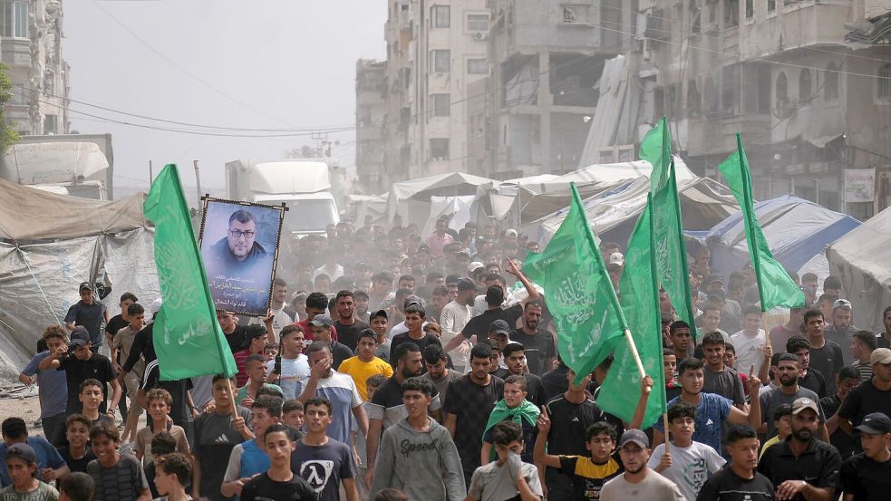 Begräbnis von Hamas-Kämpfern im September 2026 im Gazastreifen. (Archivbild) Foto: Jehad Alshrafi/AP/dpa