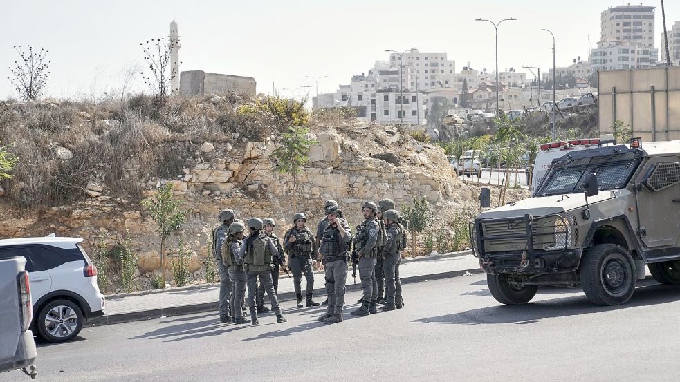Israel startet nach eigenen Angaben eine Anti-Terror-Operation“ im Raum Hebron.  Foto: Mahmoud Illean/AP/dpa