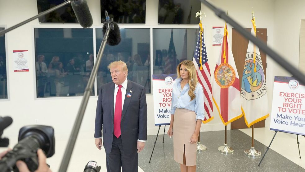 Trump hat vorab gewählt.  Foto: Mark Schiefelbein/AP/dpa