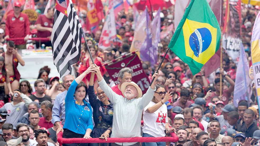 Die Linken-Ikone Lula gewann die Präsidentenwahl. Foto: Andre Penner/AP/dpa