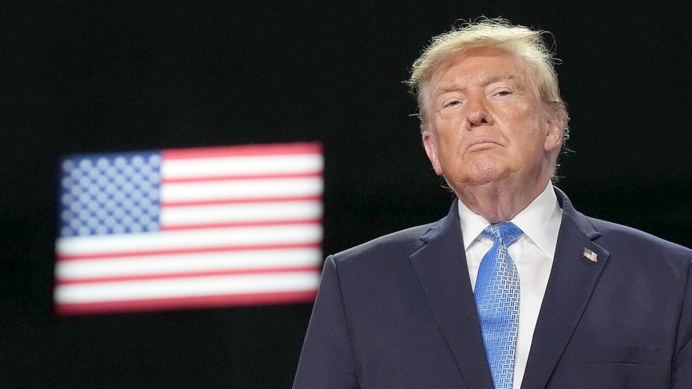 Donald Trump bezeichnete die Wahl in Brasilien als „manipuliert“. Foto: Jacquelyn Martin/AP/dpa