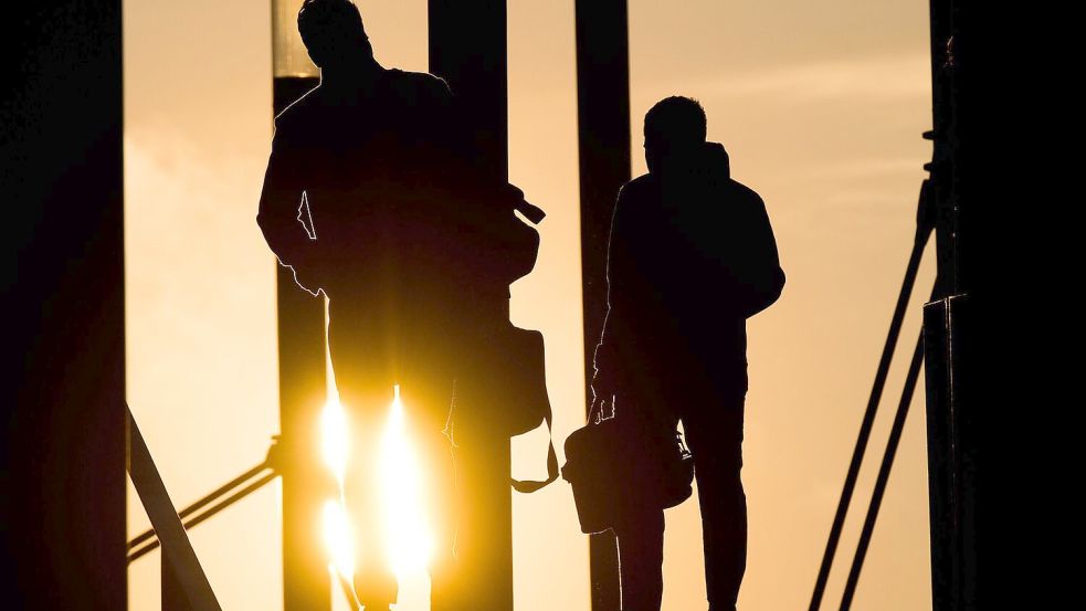 Junge Menschen haben inmitten der Wirtschaftsflaute neue Prioritäten in Sachen Beruf  Foto: Julian Stratenschulte/dpa/dpa-tmn