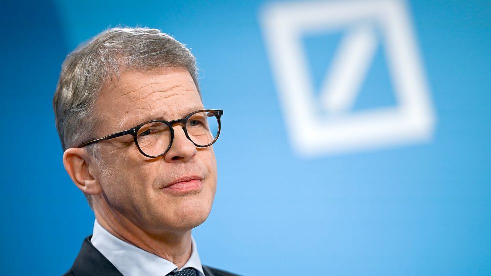 Christian Sewing hatte die Führung des Geldhauses nach etlichen Krisenjahren im April 2018 übernommen. (Archivbild) Foto: Florian Wiegand/dpa
