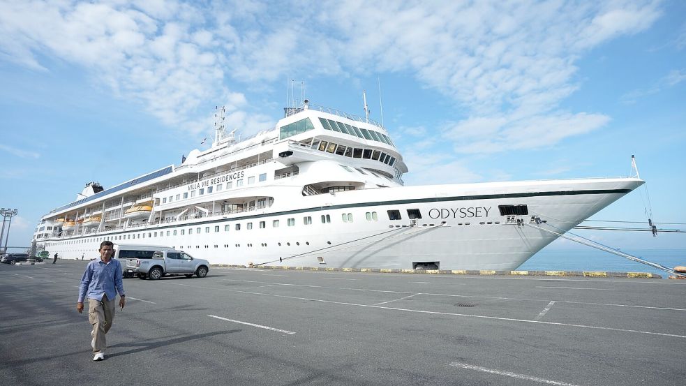 Die „Odyssey“ liegt seit Ende vergangener Woche in Kambodscha. Foto: Heng Sinith/AP/dpa